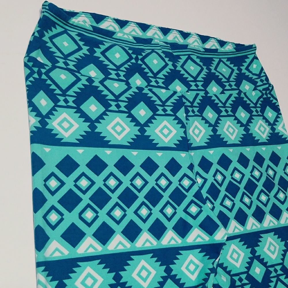 NWOT LuLaRoe Tall & Curvy